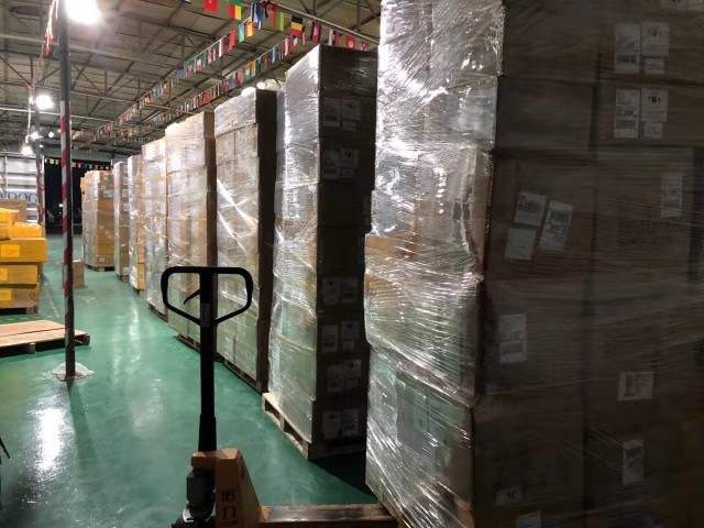 陕西西安临潼国际快递专寄粉沫液体纯电池食品化妆品茶叶电子产品