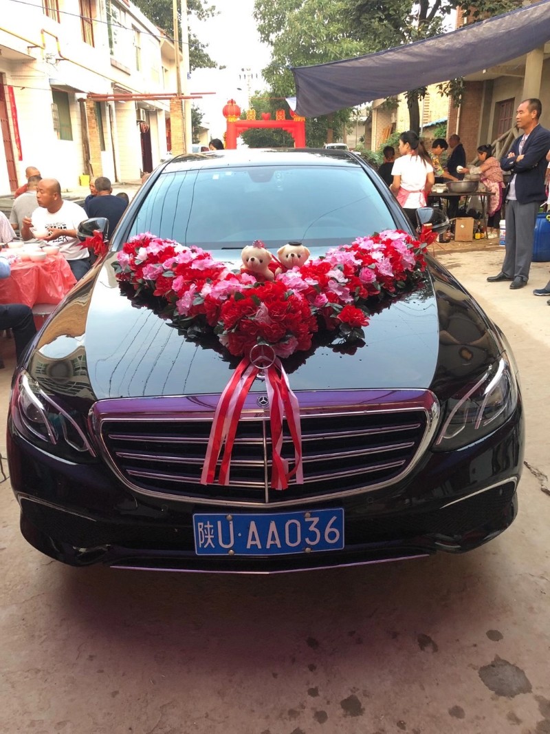 西安阎良魂动红马六阿特兹婚庆车队