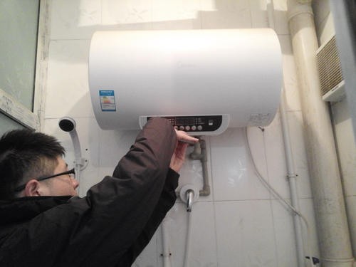 西安林内热水器打不着火-故障报修