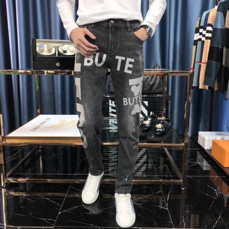 广州服装高端定制货源工厂发货包邮到家 广州服装高端定制货源工厂发货包邮到家